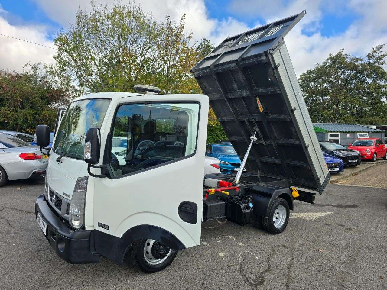 2017 NISSAN NT400 CABSTAR 2017 NISSAN NT400 CABSTAR