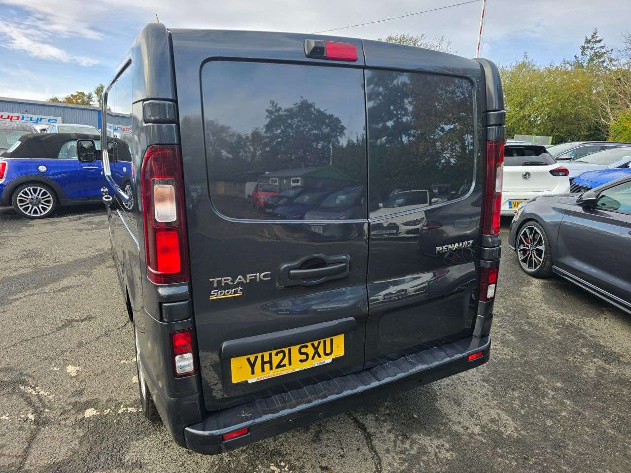 2021 RENAULT TRAFIC 2021 RENAULT TRAFIC