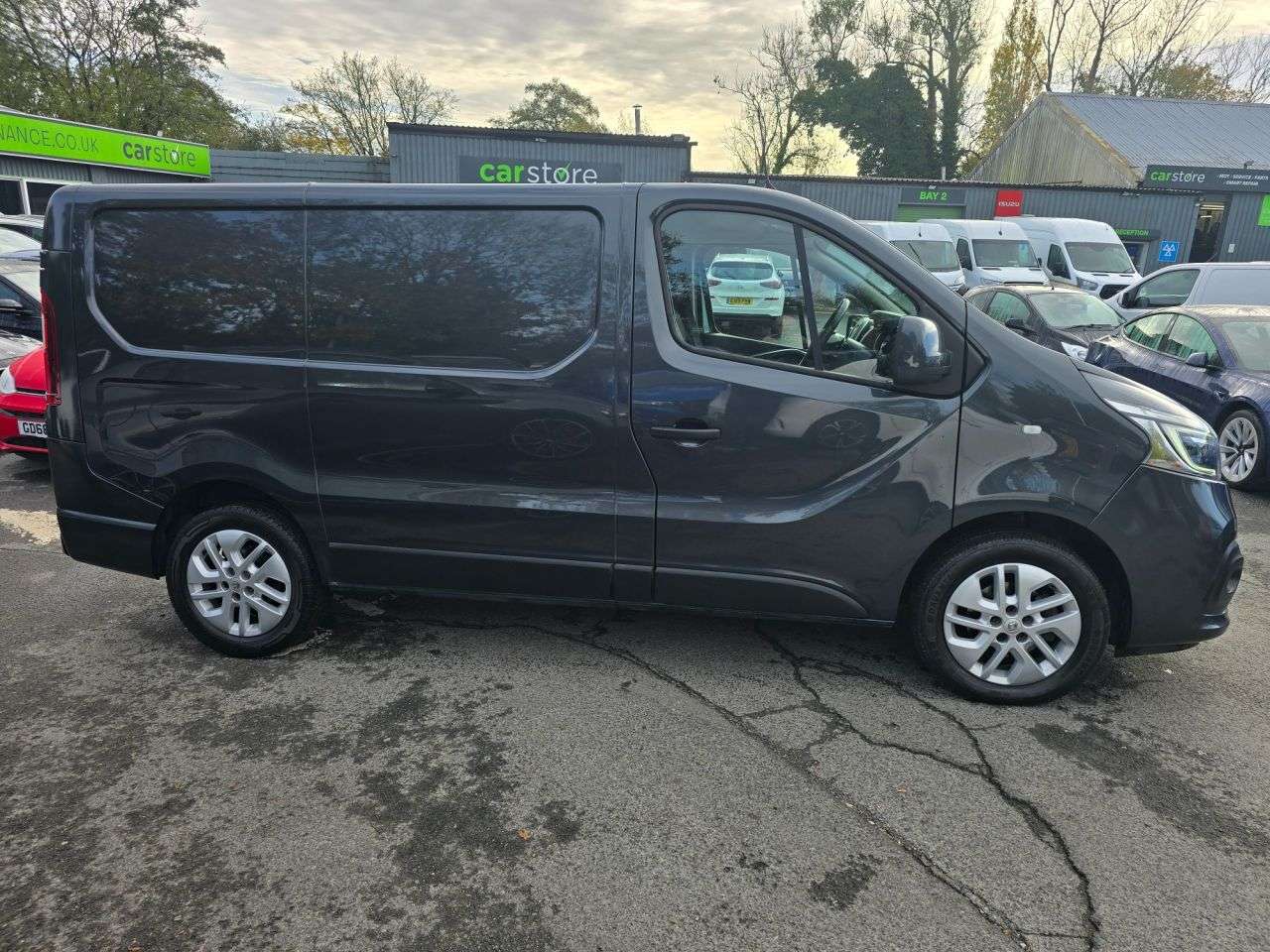 2021 RENAULT TRAFIC 2021 RENAULT TRAFIC