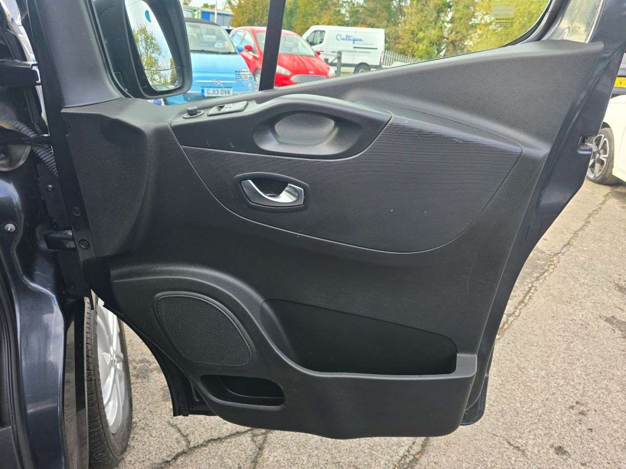 2021 RENAULT TRAFIC 2021 RENAULT TRAFIC