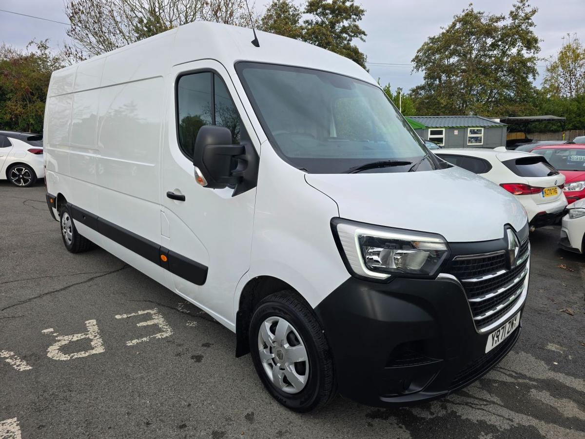 Check out this Renault Master 2021 Diesel Automatic