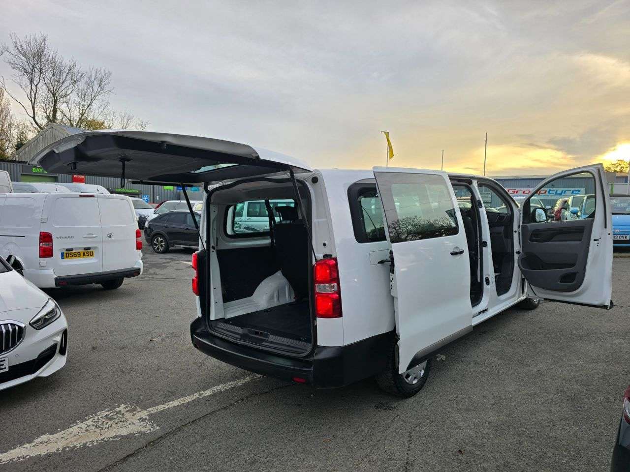 2020 VAUXHALL VIVARO LIFE 2020 VAUXHALL VIVARO LIFE