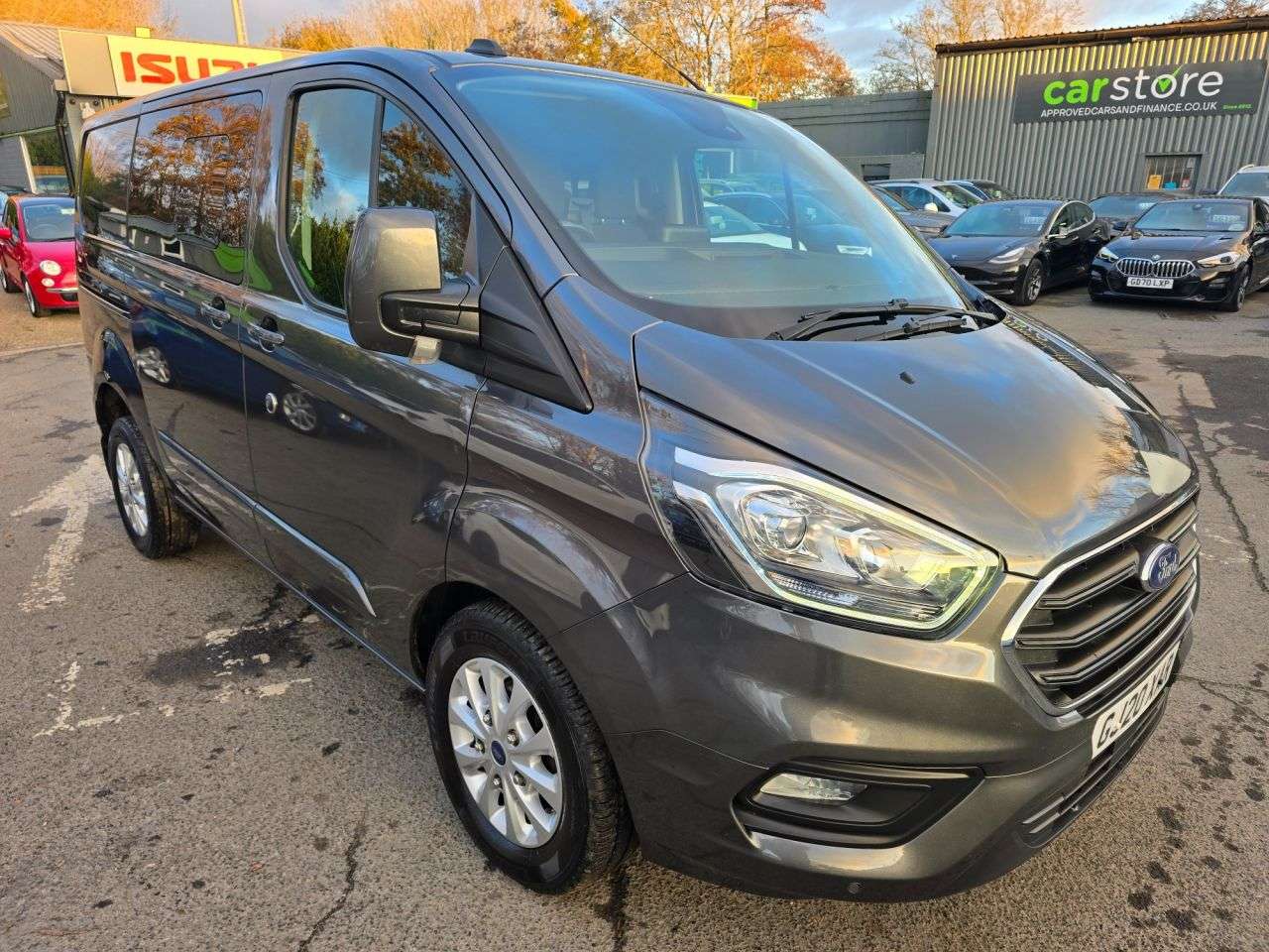 A 2020 FORD TRANSIT CUSTOM 2.0 EcoBlue Limited, 72,054 miles, 1 owner, FSH, ULEZ, 6-seat Crew van, 6 S A 2020 FORD TRANSIT CUSTOM 2.0 EcoBlue Limited, 72,054 miles, 1 owner, FSH, ULEZ, 6-seat Crew van, 6 S