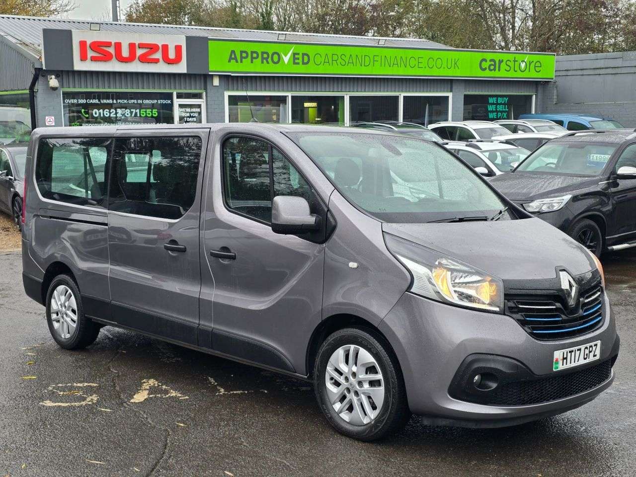 A 2017 RENAULT TRAFIC Grey 1.6L LL29 Energy dCi 125 Sport Nav Minibus, 53,700 miles, Euro 6 ULEZ, A 2017 RENAULT TRAFIC Grey 1.6L LL29 Energy dCi 125 Sport Nav Minibus, 53,700 miles, Euro 6 ULEZ,