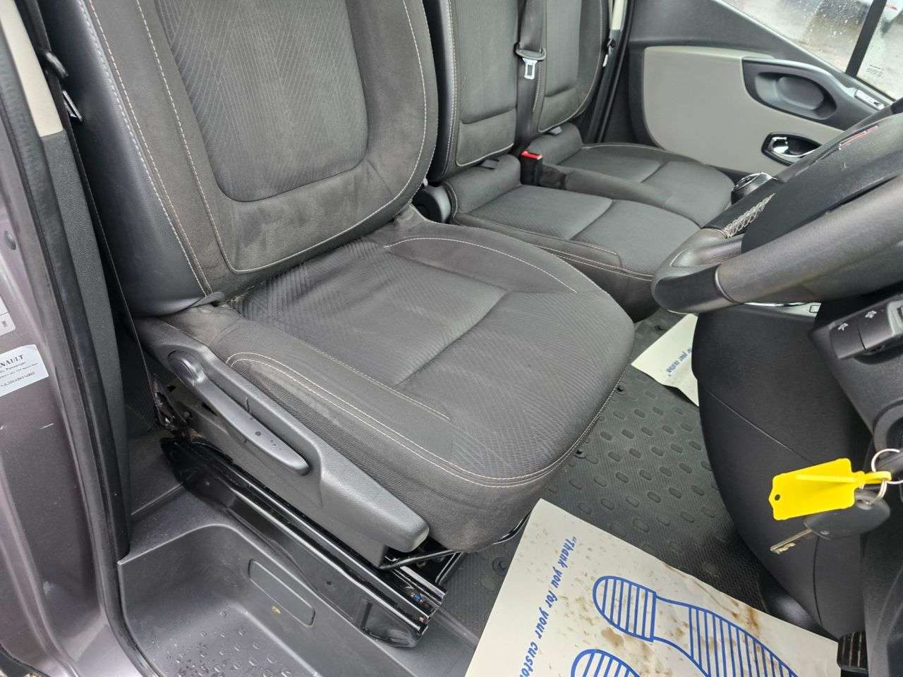 2017 RENAULT TRAFIC 2017 RENAULT TRAFIC