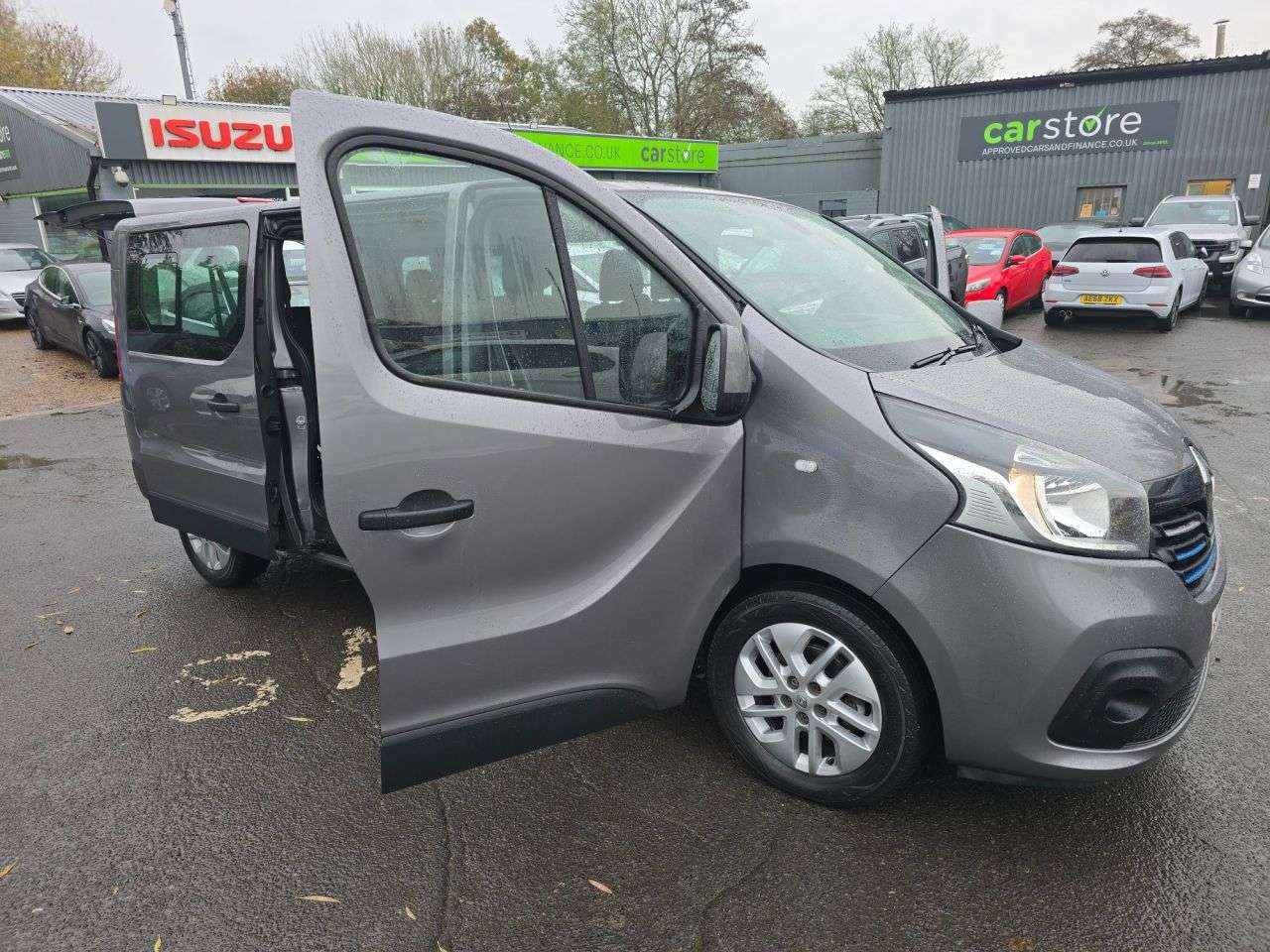 2017 RENAULT TRAFIC 2017 RENAULT TRAFIC