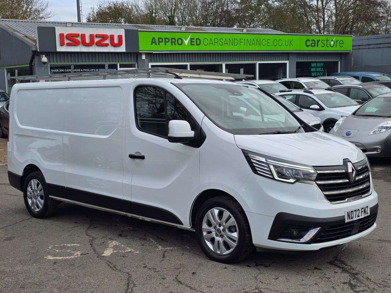 A 2022 RENAULT TRAFIC White 2.0 dCi Blue LL30 Sport Van, 25,000 miles, 1 owner, Euro 6 ULEZ, 6-Sp A 2022 RENAULT TRAFIC White 2.0 dCi Blue LL30 Sport Van, 25,000 miles, 1 owner, Euro 6 ULEZ, 6-Sp