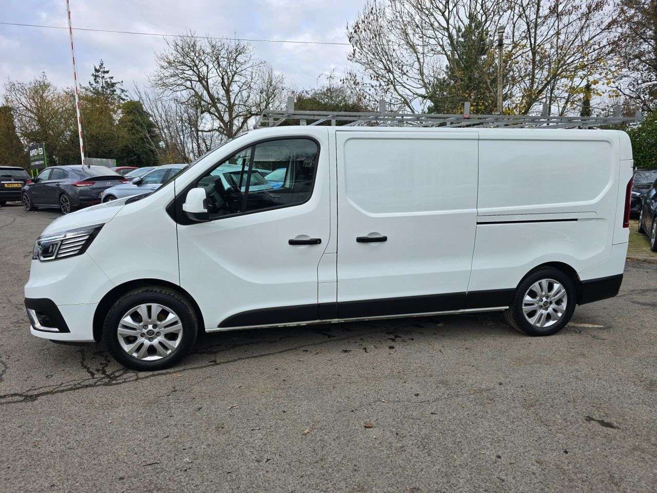 2022 RENAULT TRAFIC 2022 RENAULT TRAFIC