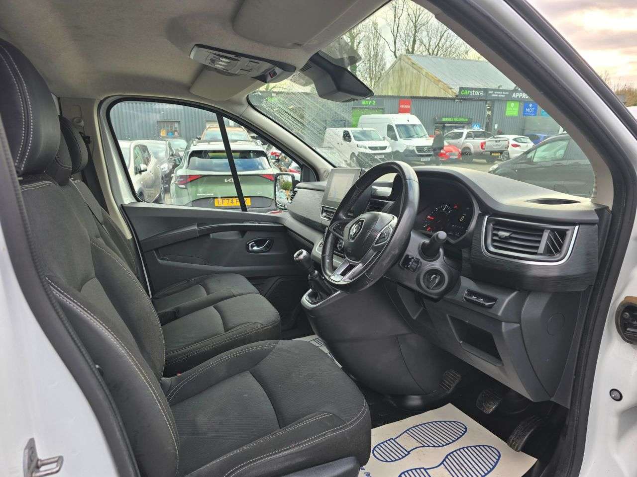 2022 RENAULT TRAFIC 2022 RENAULT TRAFIC