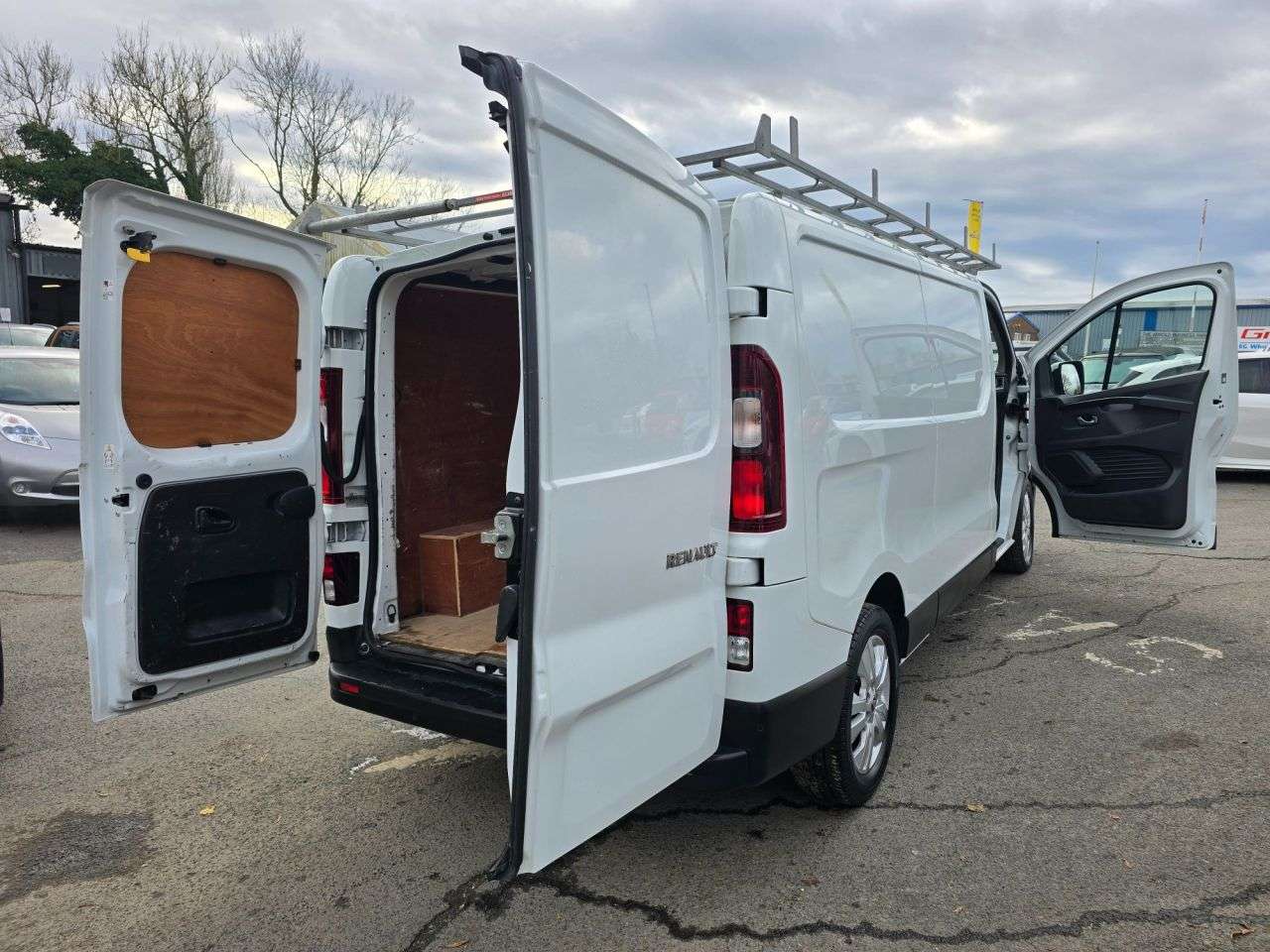 2022 RENAULT TRAFIC 2022 RENAULT TRAFIC