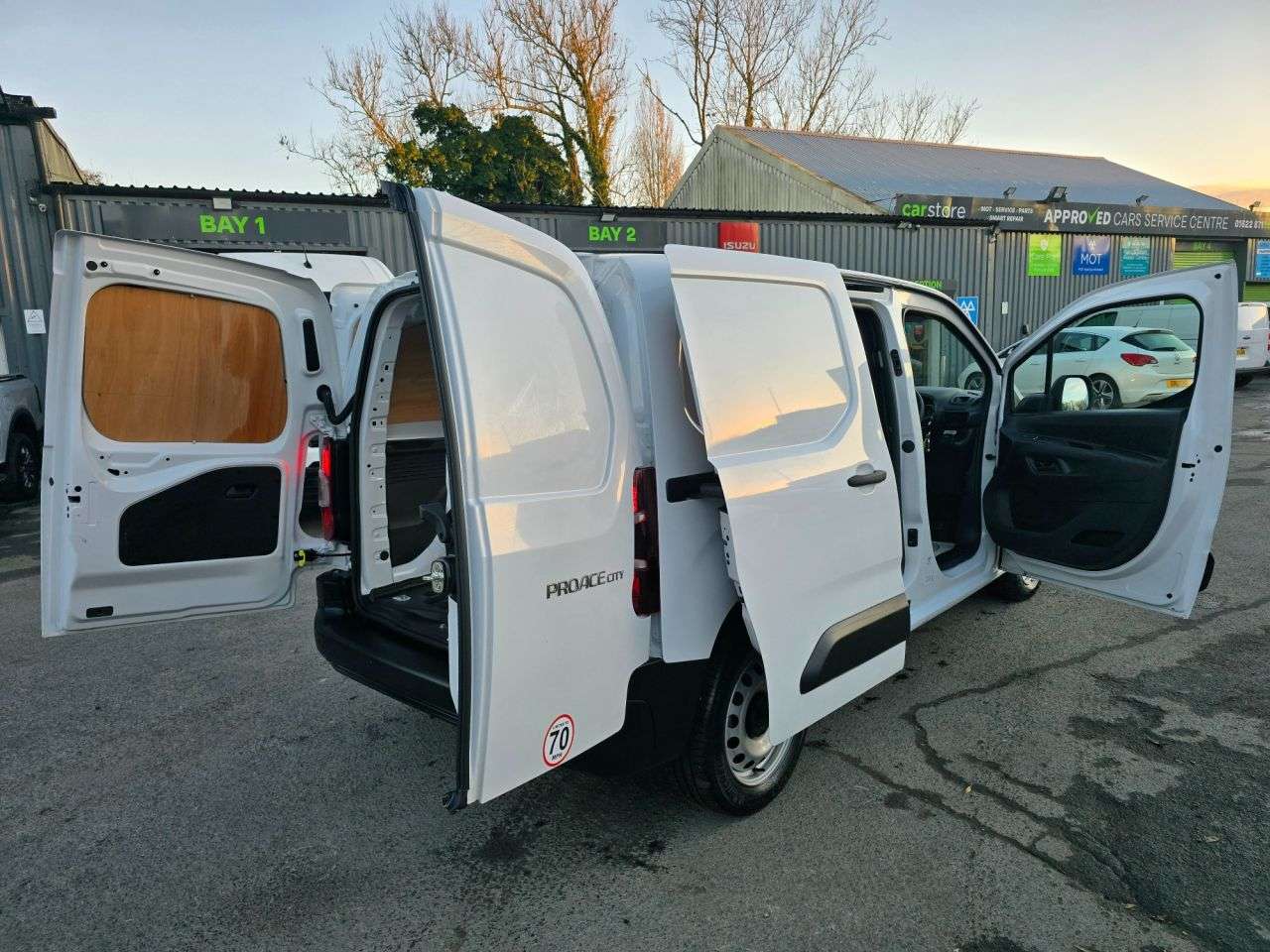 2024 TOYOTA PROACE CITY 2024 TOYOTA PROACE CITY