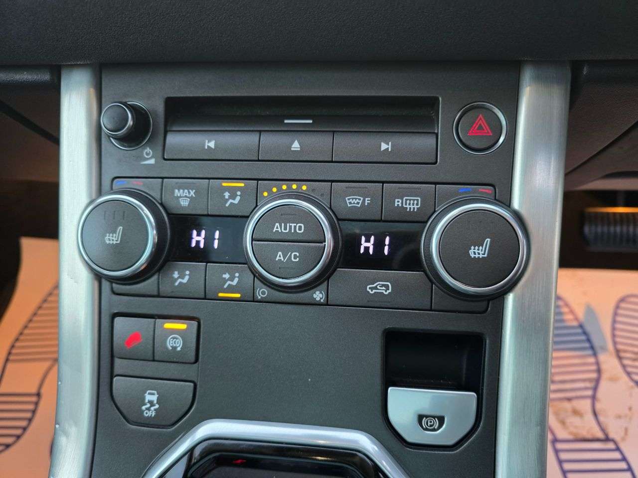 2014 LAND ROVER RANGE ROVER EVOQUE 2014 LAND ROVER RANGE ROVER EVOQUE