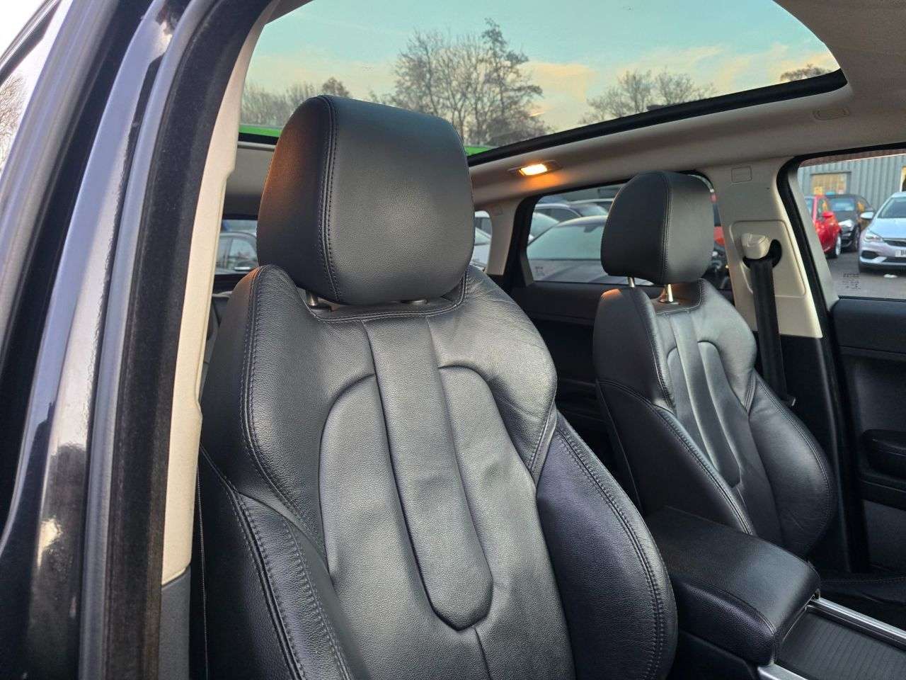 2014 LAND ROVER RANGE ROVER EVOQUE 2014 LAND ROVER RANGE ROVER EVOQUE