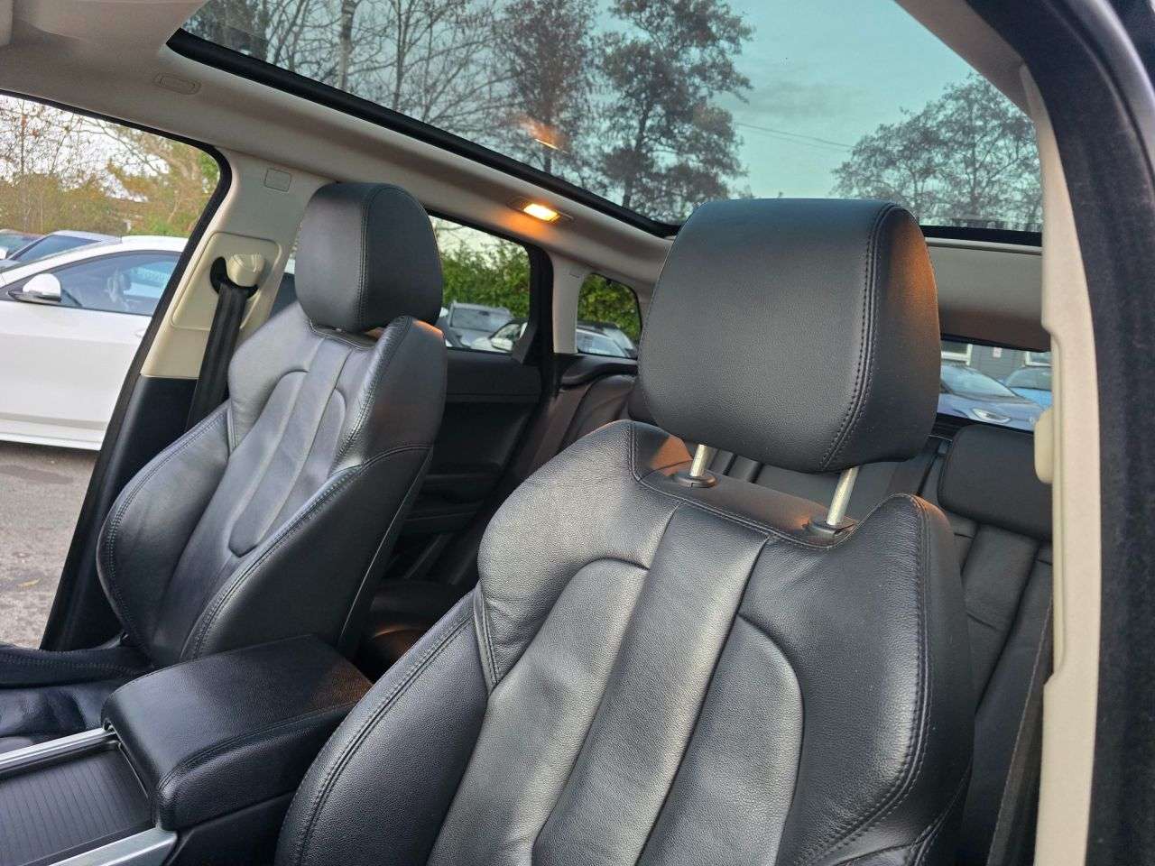 2014 LAND ROVER RANGE ROVER EVOQUE 2014 LAND ROVER RANGE ROVER EVOQUE