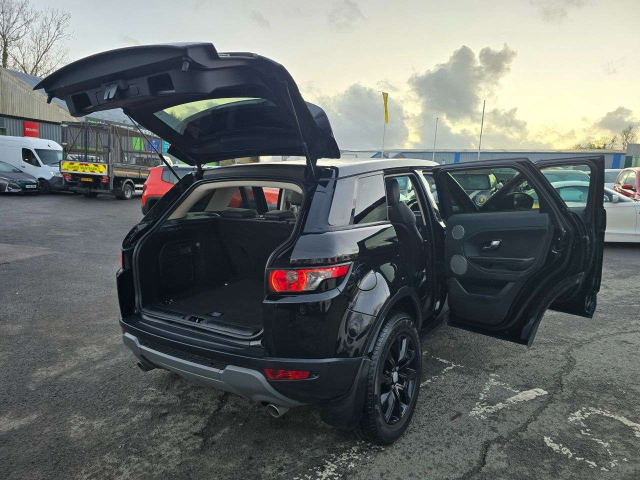 2014 LAND ROVER RANGE ROVER EVOQUE 2014 LAND ROVER RANGE ROVER EVOQUE