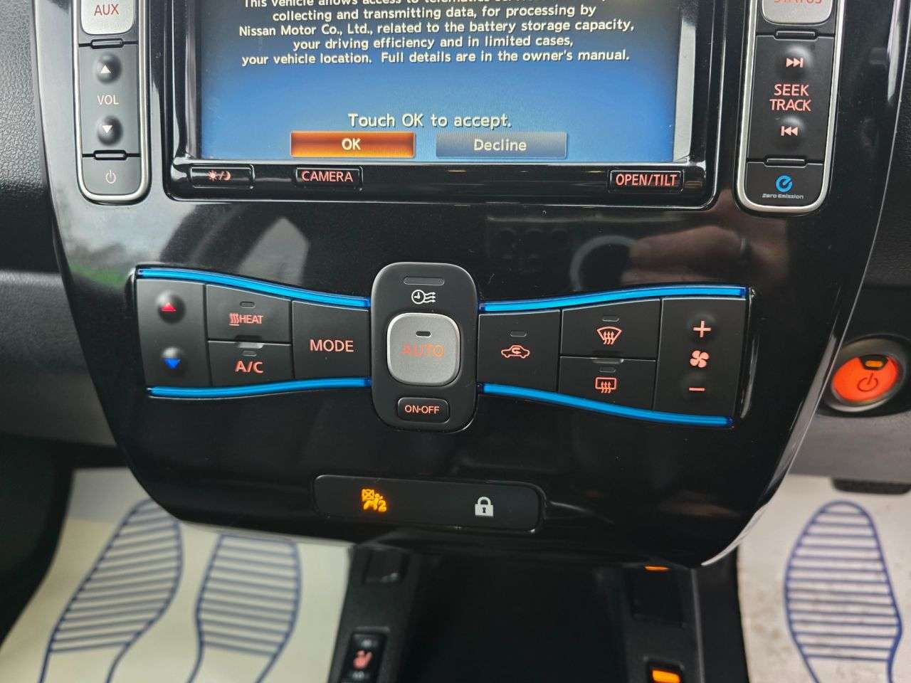 2017 NISSAN LEAF 2017 NISSAN LEAF