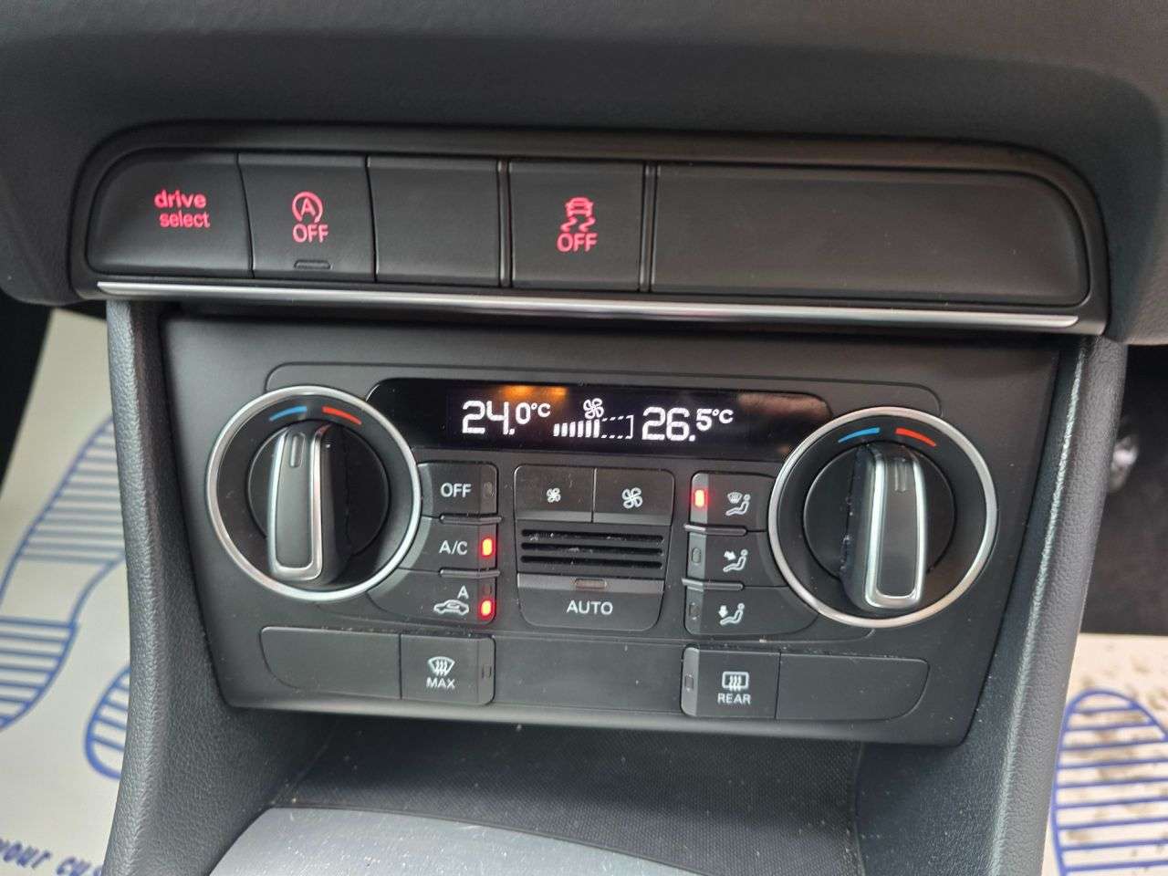 2017 AUDI Q3 2017 AUDI Q3