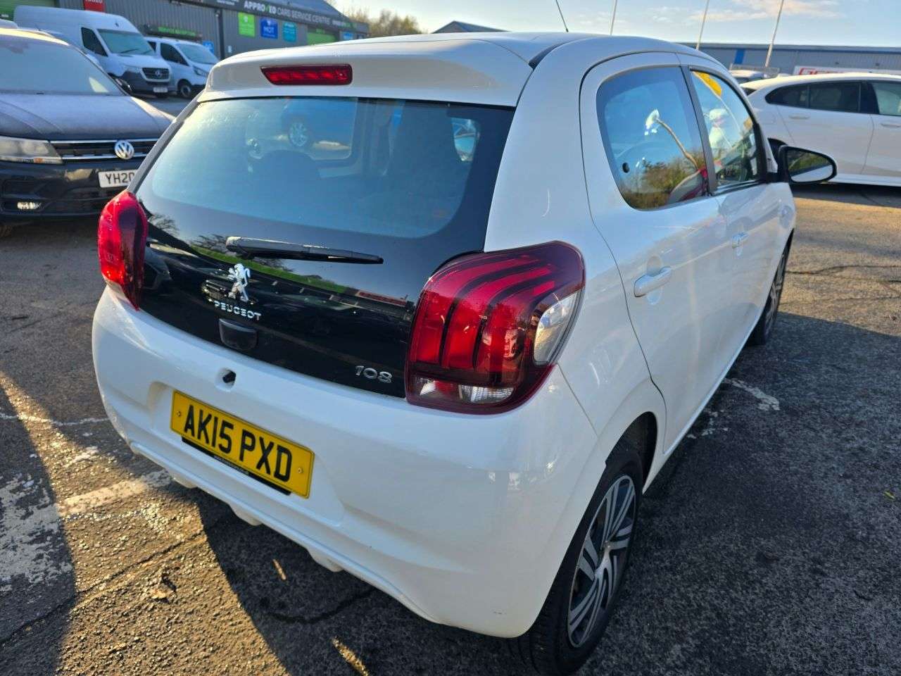 2015 PEUGEOT 108 2015 PEUGEOT 108