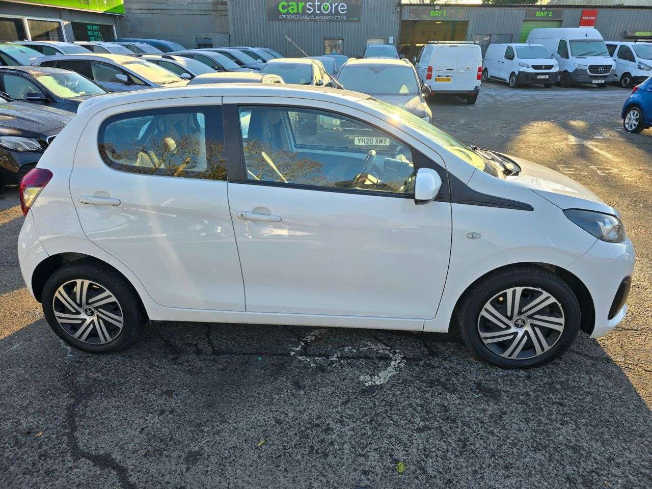 2015 PEUGEOT 108 2015 PEUGEOT 108