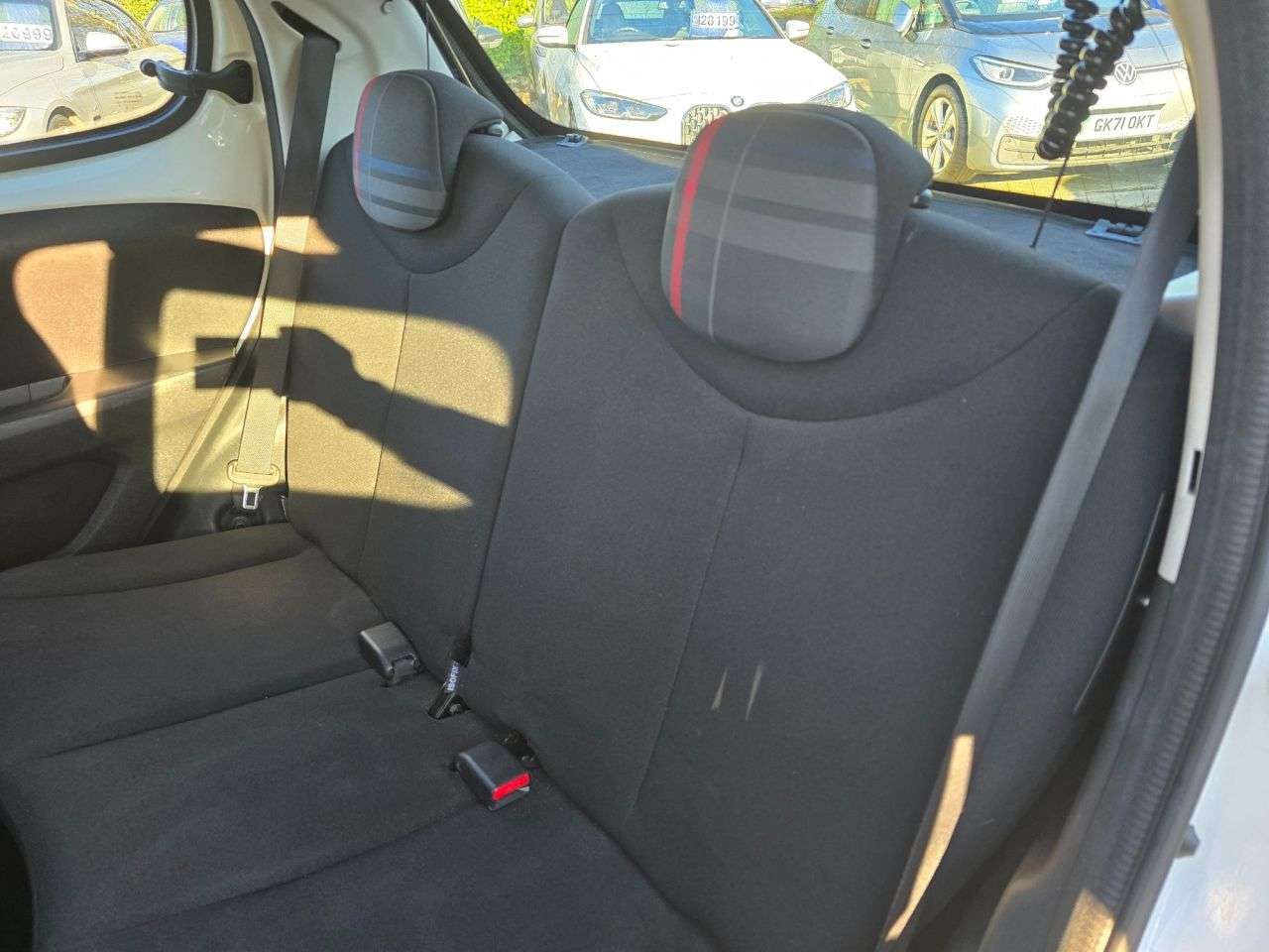 2015 PEUGEOT 108 2015 PEUGEOT 108