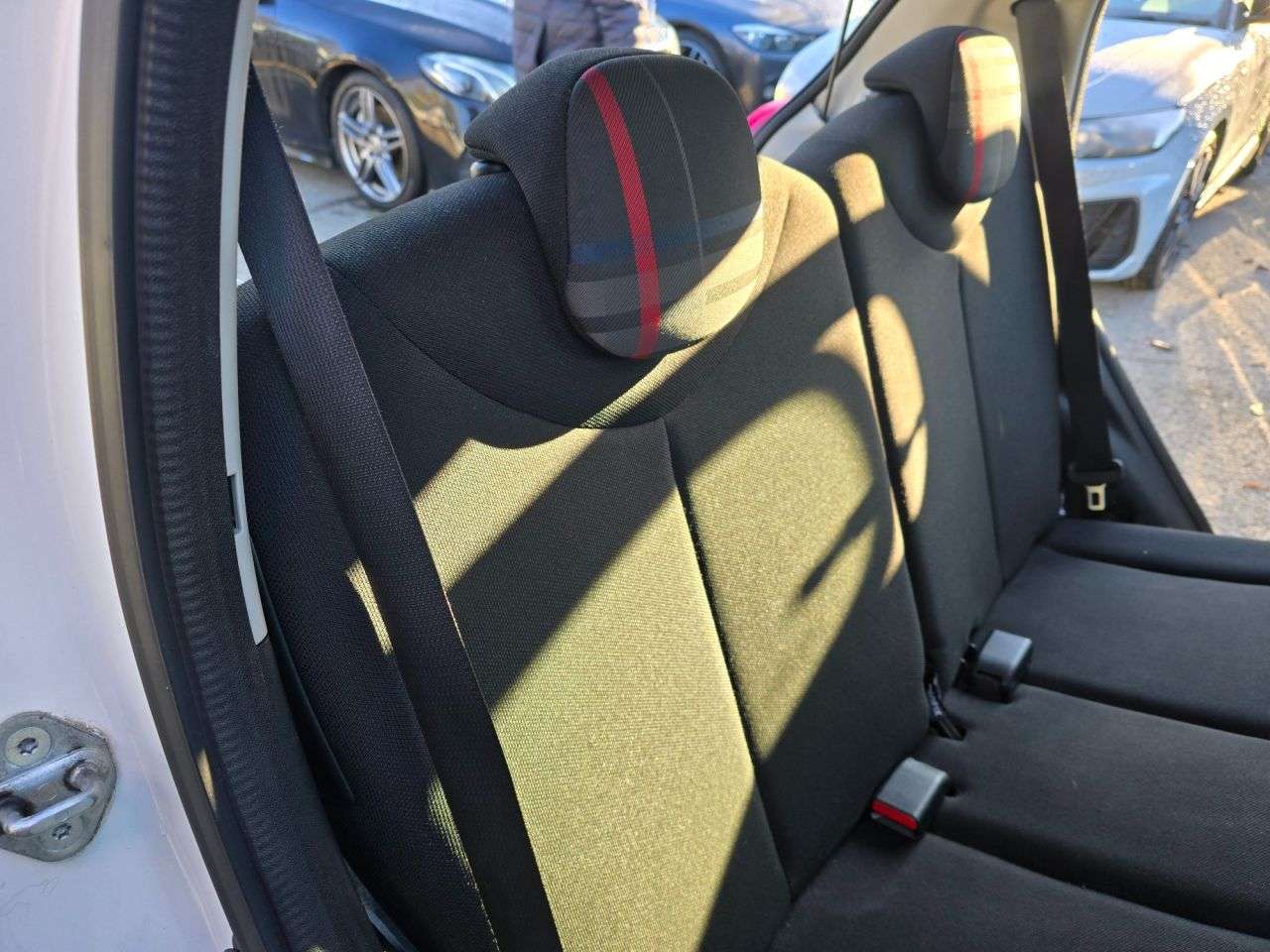 2015 PEUGEOT 108 2015 PEUGEOT 108