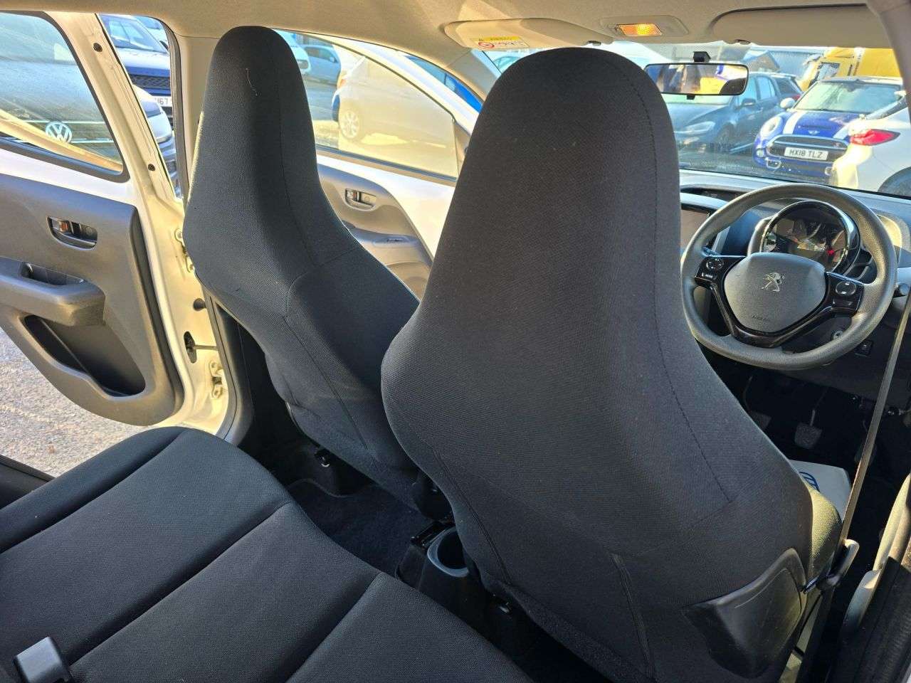 2015 PEUGEOT 108 2015 PEUGEOT 108