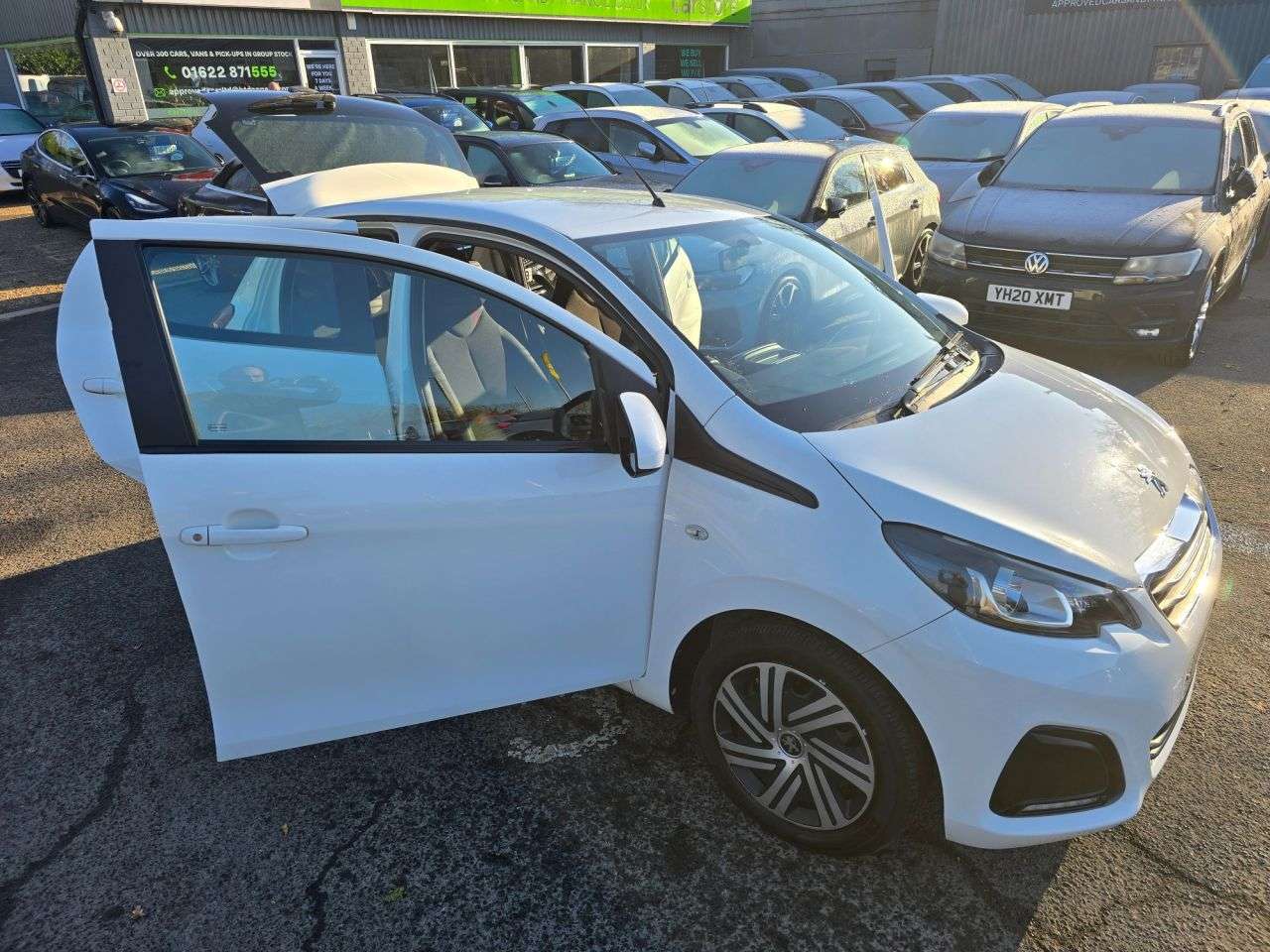 2015 PEUGEOT 108 2015 PEUGEOT 108