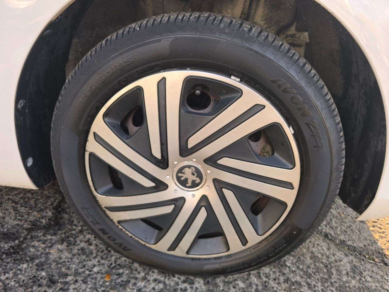 2015 PEUGEOT 108 2015 PEUGEOT 108