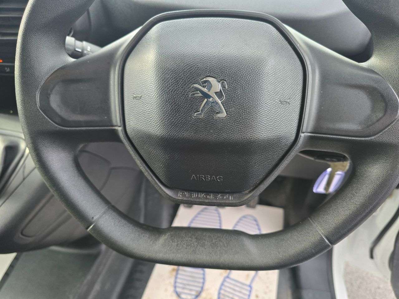 2020 PEUGEOT PARTNER 2020 PEUGEOT PARTNER