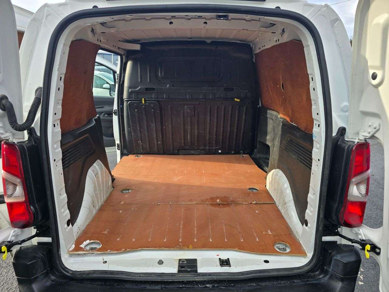 2020 PEUGEOT PARTNER 2020 PEUGEOT PARTNER