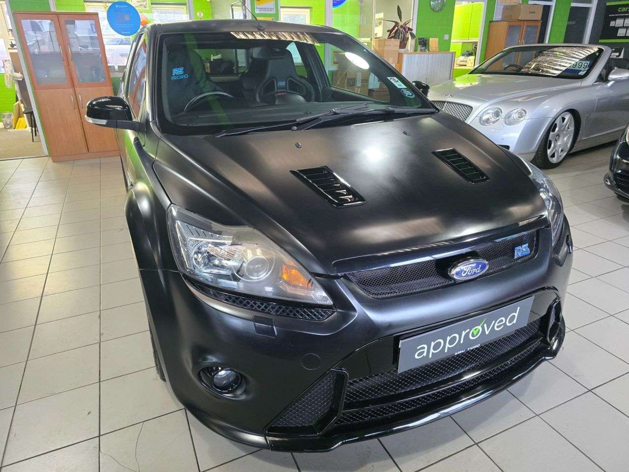 A 2010 FORD FOCUS 2.5 RS500, 22,000 miles, #462/500, 1 owner, full history, ULEZ Euro 5, 6-Sp A 2010 FORD FOCUS 2.5 RS500, 22,000 miles, #462/500, 1 owner, full history, ULEZ Euro 5, 6-Sp