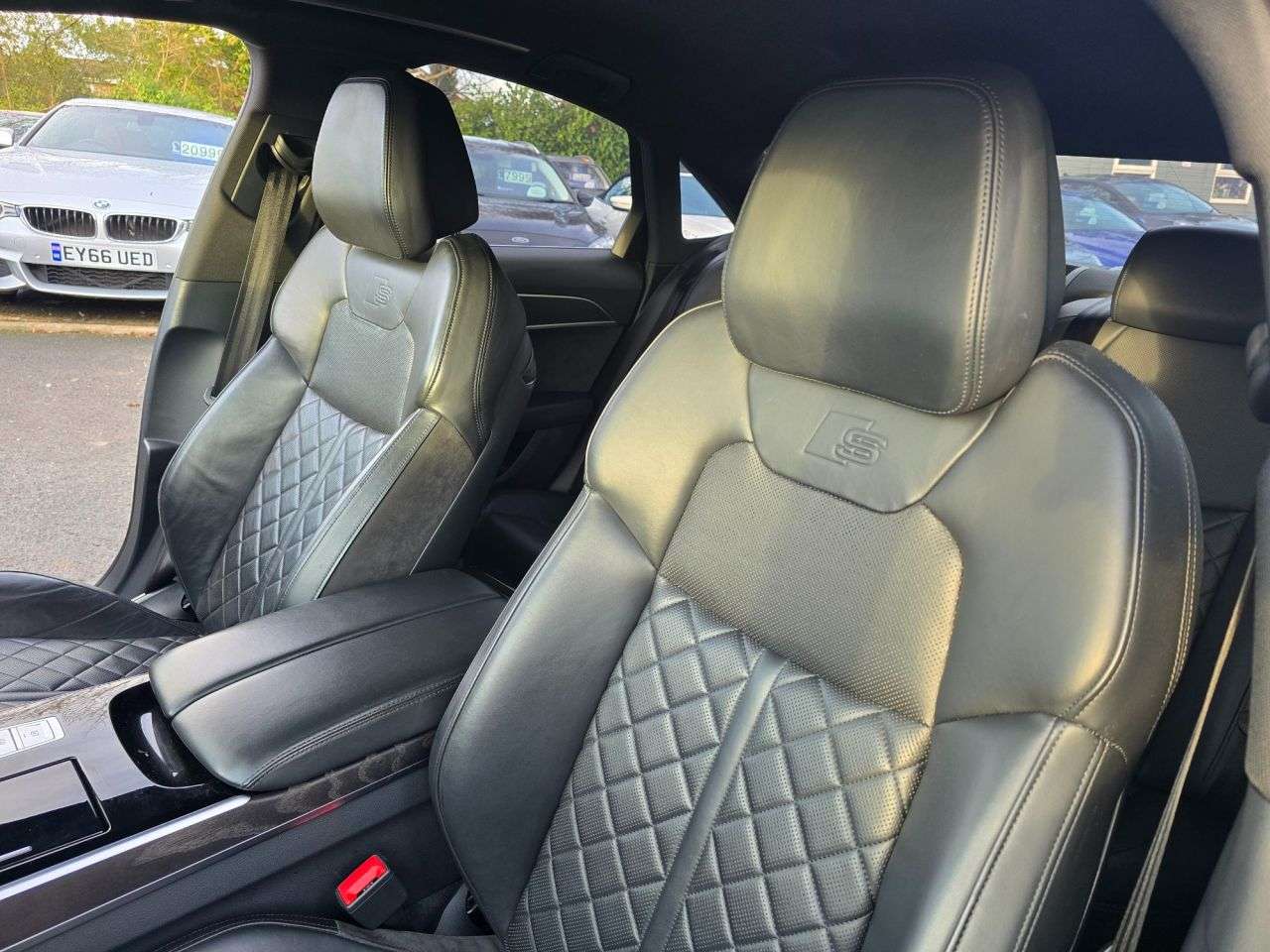 2021 AUDI A8 2021 AUDI A8