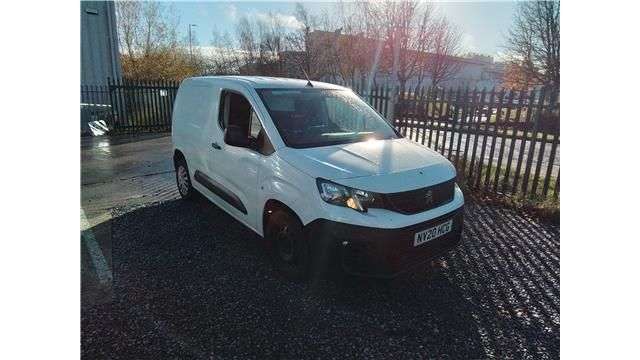 A 2020 PEUGEOT PARTNER 1.5 BlueHDi, 21,800 miles, 1 owner, FSH, ULEZ, 5 Speed Manual, Air Conditio A 2020 PEUGEOT PARTNER 1.5 BlueHDi, 21,800 miles, 1 owner, FSH, ULEZ, 5 Speed Manual, Air Conditio