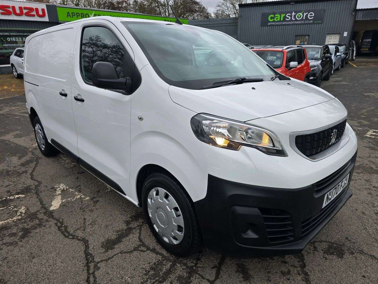 A 2020 PEUGEOT EXPERT 2.0 BlueHDi panel van, 49,300 miles, 1 owner, ULEZ compliant, 6-Speed Manua A 2020 PEUGEOT EXPERT 2.0 BlueHDi panel van, 49,300 miles, 1 owner, ULEZ compliant, 6-Speed Manua