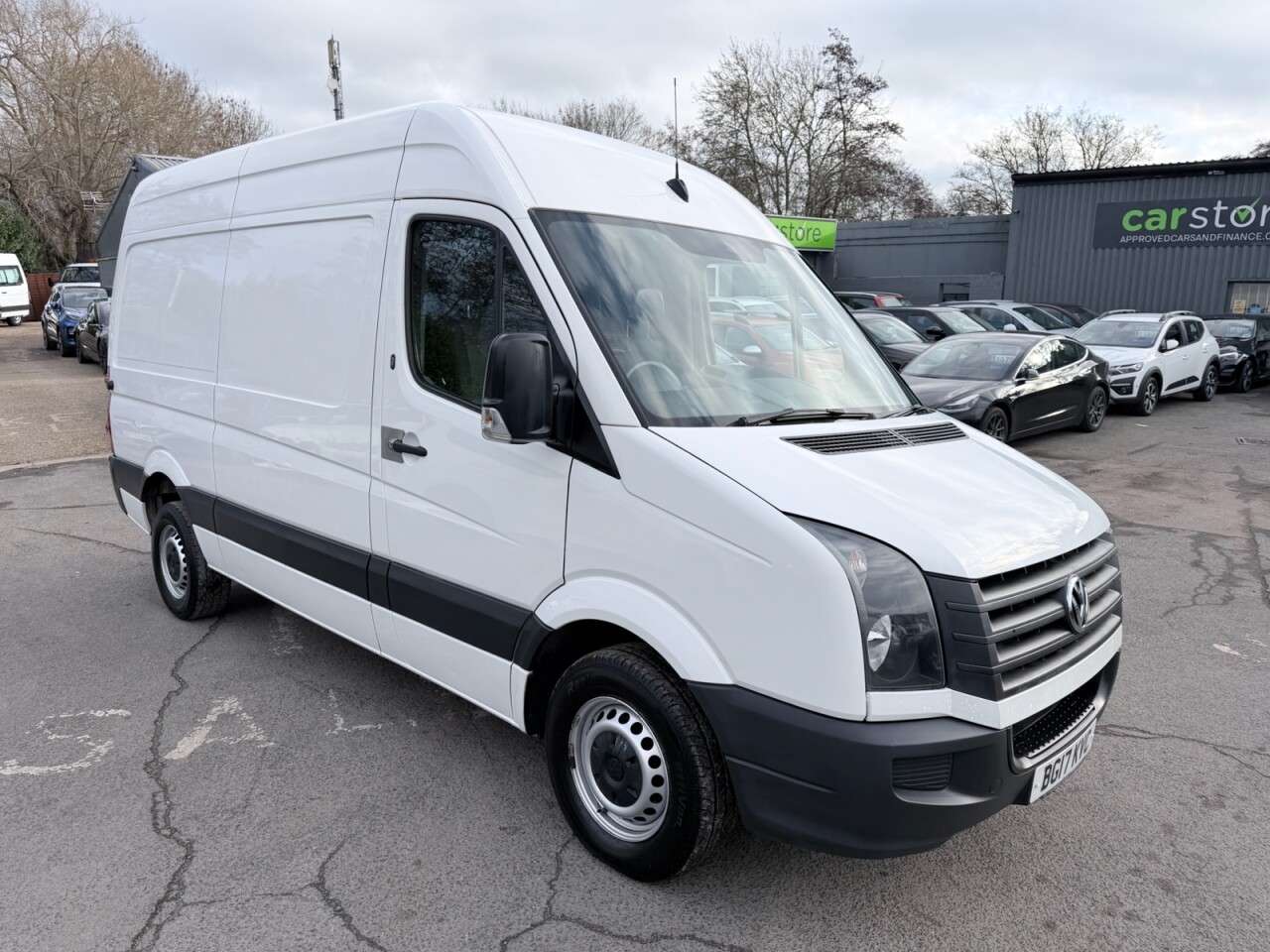 A 2017 VOLKSWAGEN CRAFTER 2.0 TDI BlueMotion CR35, 120,000 miles, Euro 6, 6-Speed Manual, Bluetooth, A 2017 VOLKSWAGEN CRAFTER 2.0 TDI BlueMotion CR35, 120,000 miles, Euro 6, 6-Speed Manual, Bluetooth,