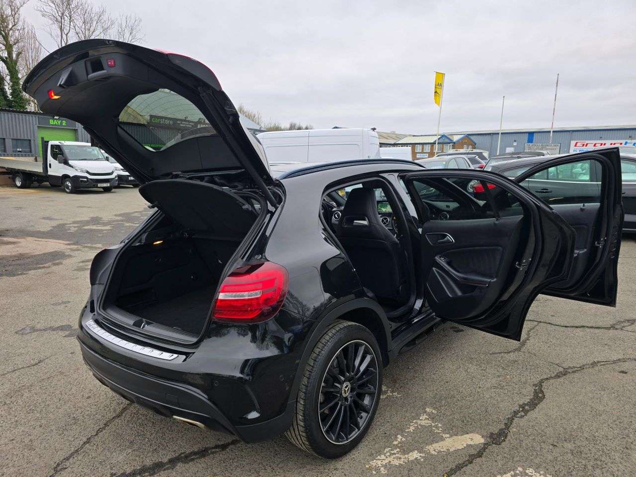 2020 MERCEDES-BENZ GLA CLASS 2020 MERCEDES-BENZ GLA CLASS