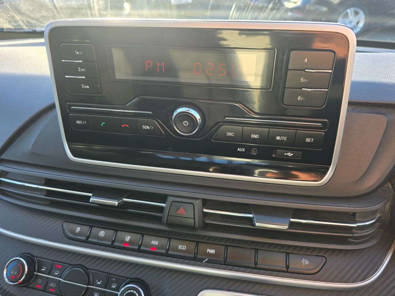 2022 MAXUS DELIVER 9 2022 MAXUS DELIVER 9