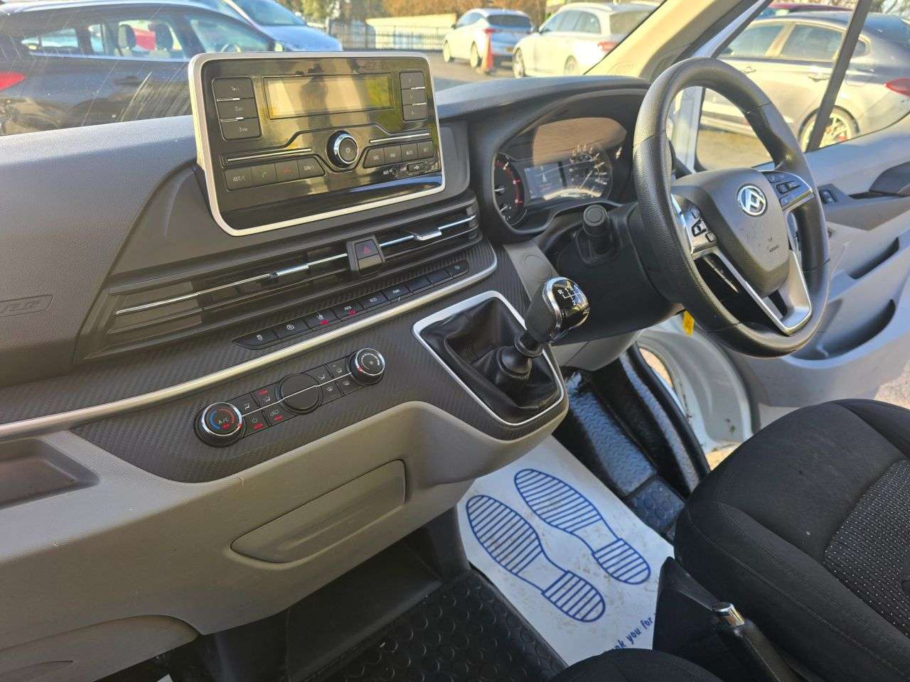 2022 MAXUS DELIVER 9 2022 MAXUS DELIVER 9