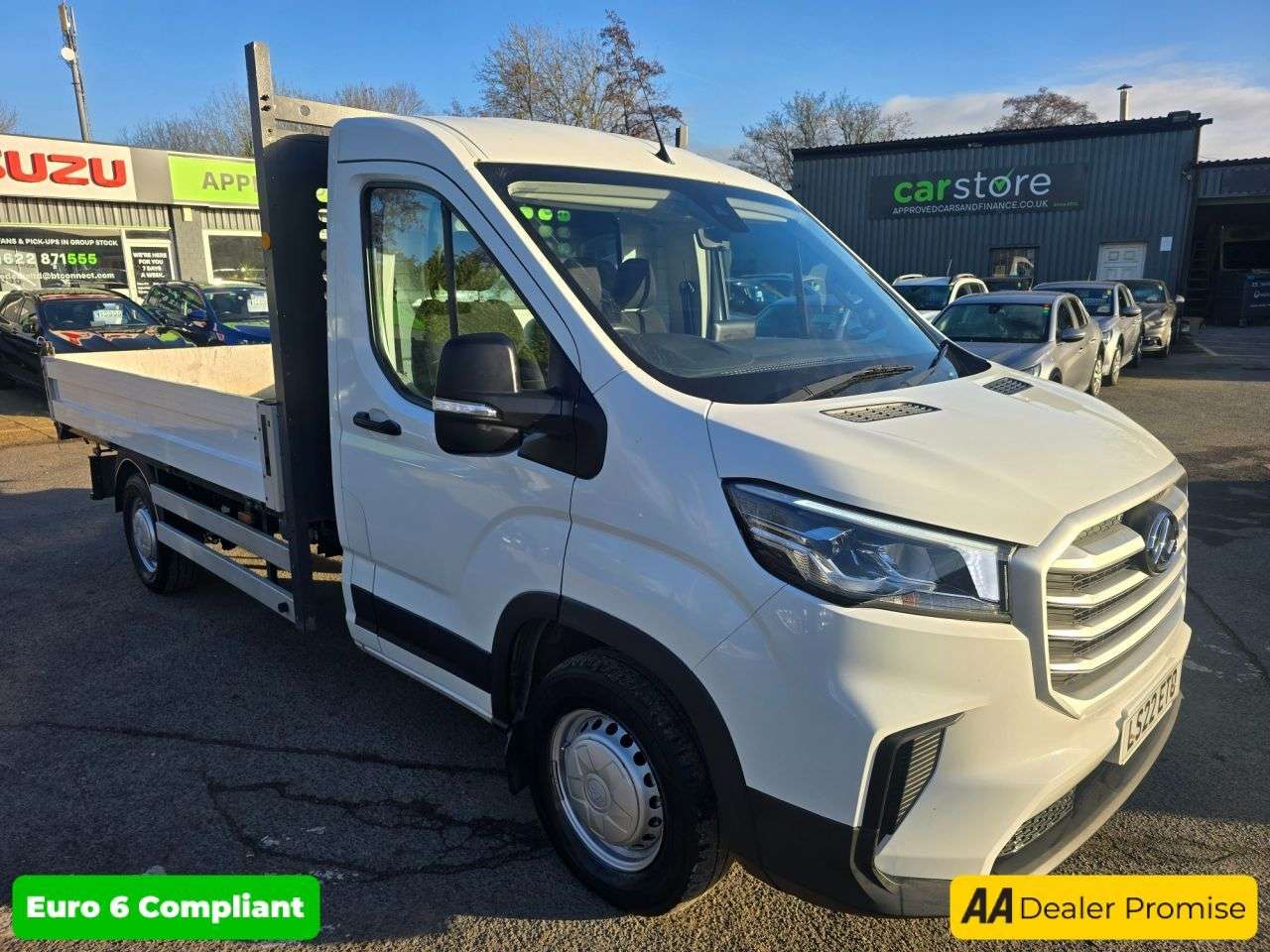 A 2022 MAXUS DELIVER 9 White Euro 6 tipper, 27,800 miles, 6-speed Manual, Electric Tipper Controls A 2022 MAXUS DELIVER 9 White Euro 6 tipper, 27,800 miles, 6-speed Manual, Electric Tipper Controls