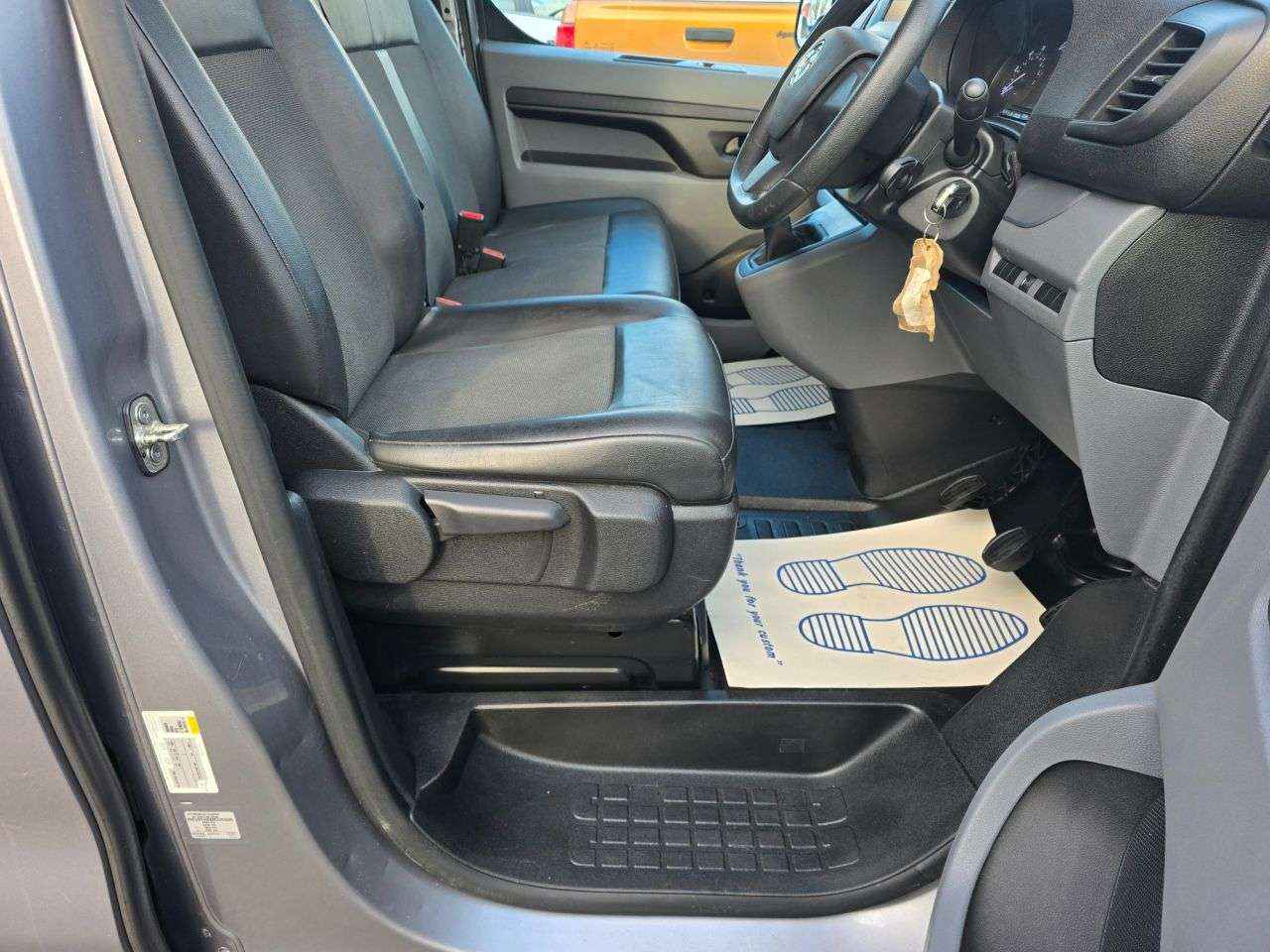 2021 VAUXHALL VIVARO 2021 VAUXHALL VIVARO