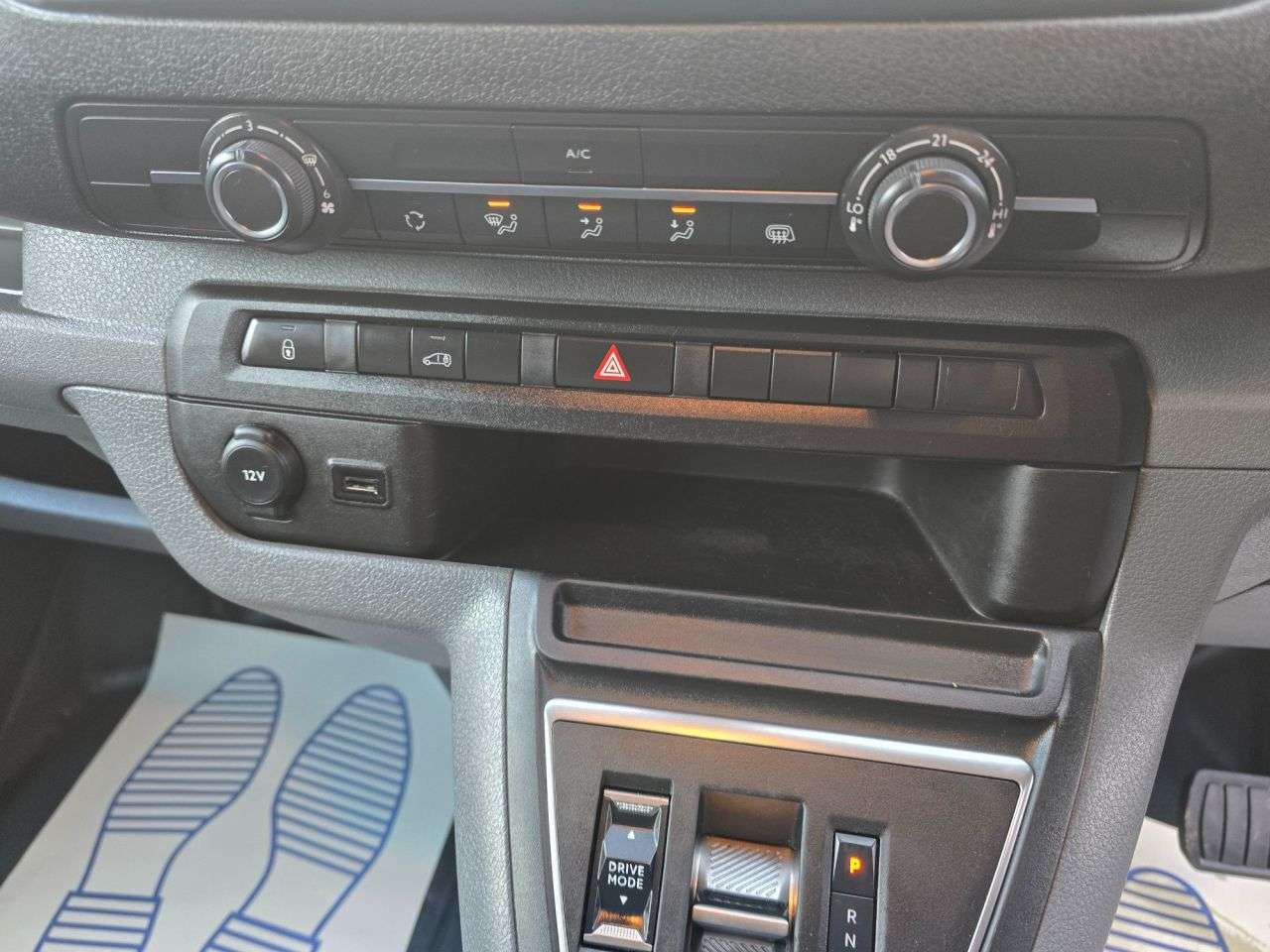 2021 PEUGEOT E-EXPERT 2021 PEUGEOT E-EXPERT