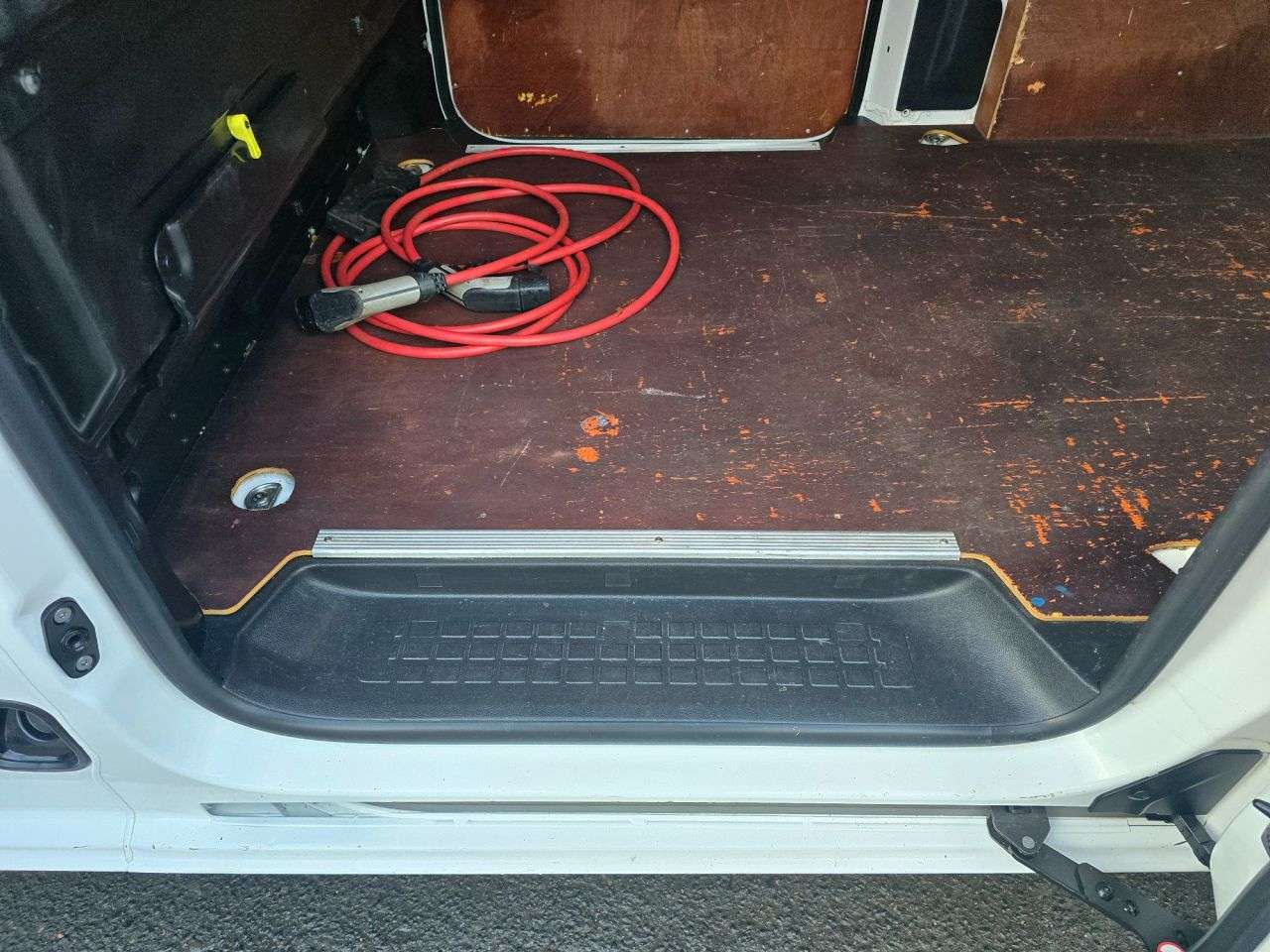 2021 PEUGEOT E-EXPERT 2021 PEUGEOT E-EXPERT