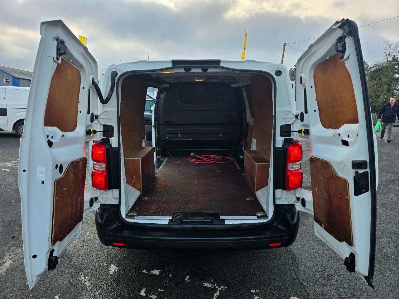 2021 PEUGEOT E-EXPERT 2021 PEUGEOT E-EXPERT