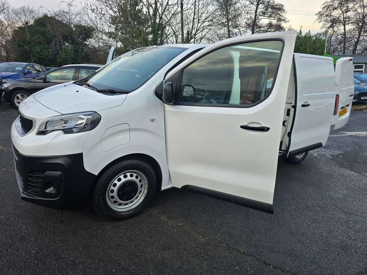 2021 PEUGEOT E-EXPERT 2021 PEUGEOT E-EXPERT