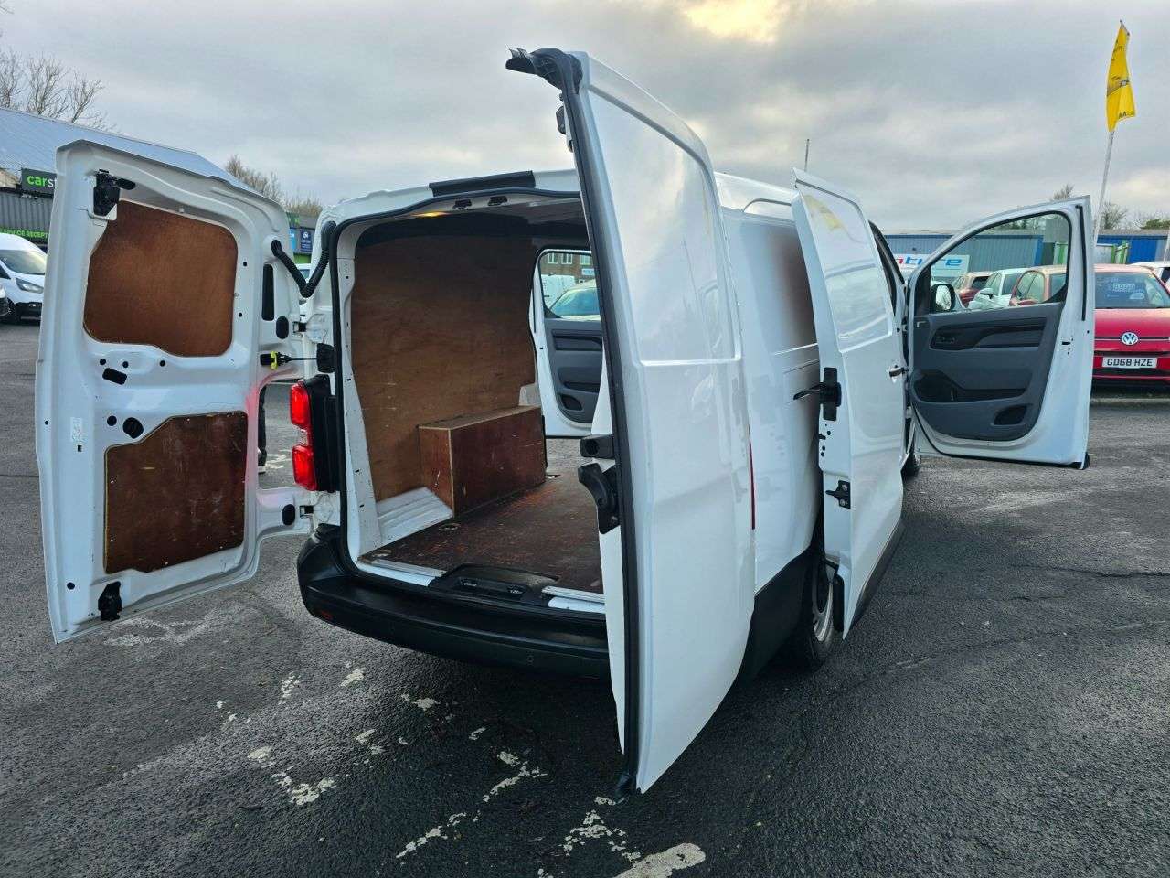 2021 PEUGEOT E-EXPERT 2021 PEUGEOT E-EXPERT