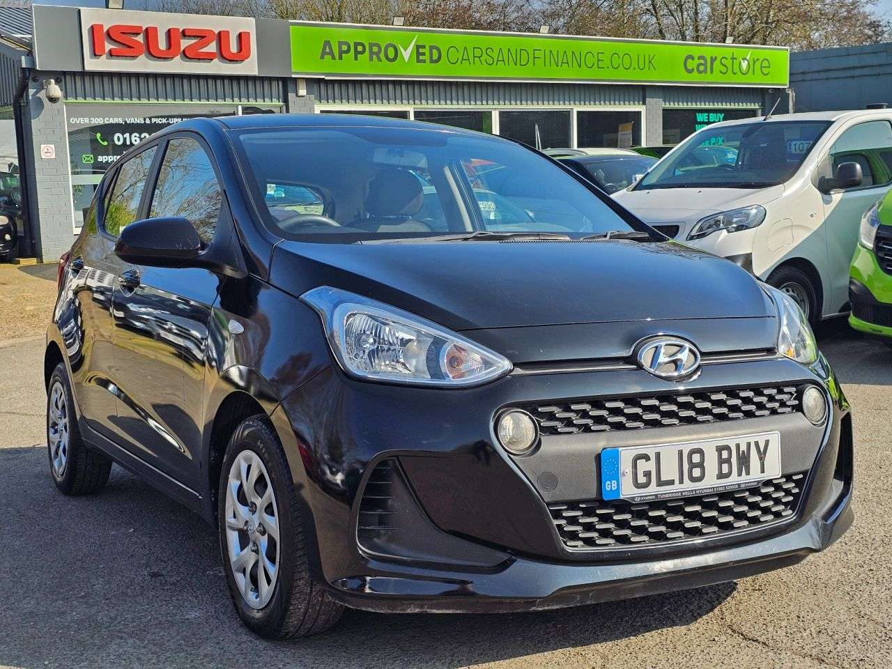 A 2018 HYUNDAI I10 1.2 SE Hatchback Automatic in black with 45,000 miles, Euro 6 petrol, ULEZ A 2018 HYUNDAI I10 1.2 SE Hatchback Automatic in black with 45,000 miles, Euro 6 petrol, ULEZ