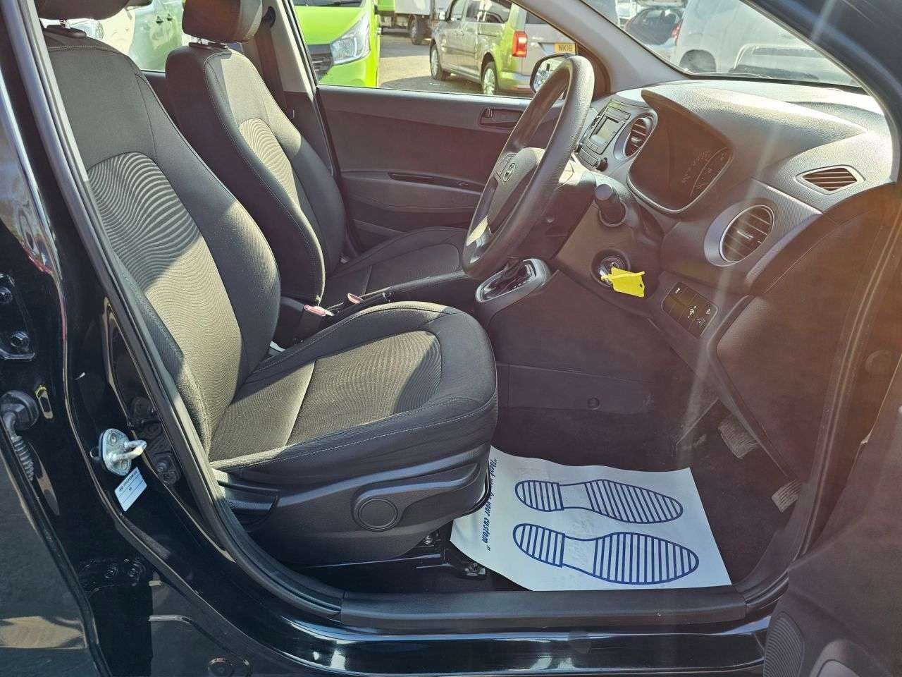 2018 HYUNDAI I10 2018 HYUNDAI I10