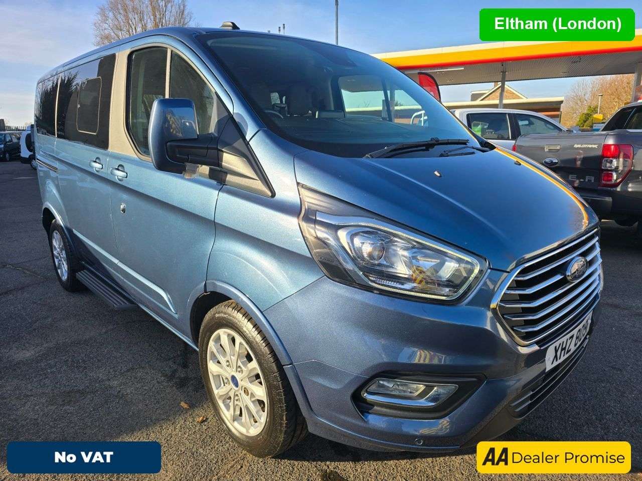 A 2020 FORD TOURNEO CUSTOM 2.0 320 EcoBlue Titanium Double Cab Minibus with 44,000 miles, Euro 6 Disab A 2020 FORD TOURNEO CUSTOM 2.0 320 EcoBlue Titanium Double Cab Minibus with 44,000 miles, Euro 6 Disab