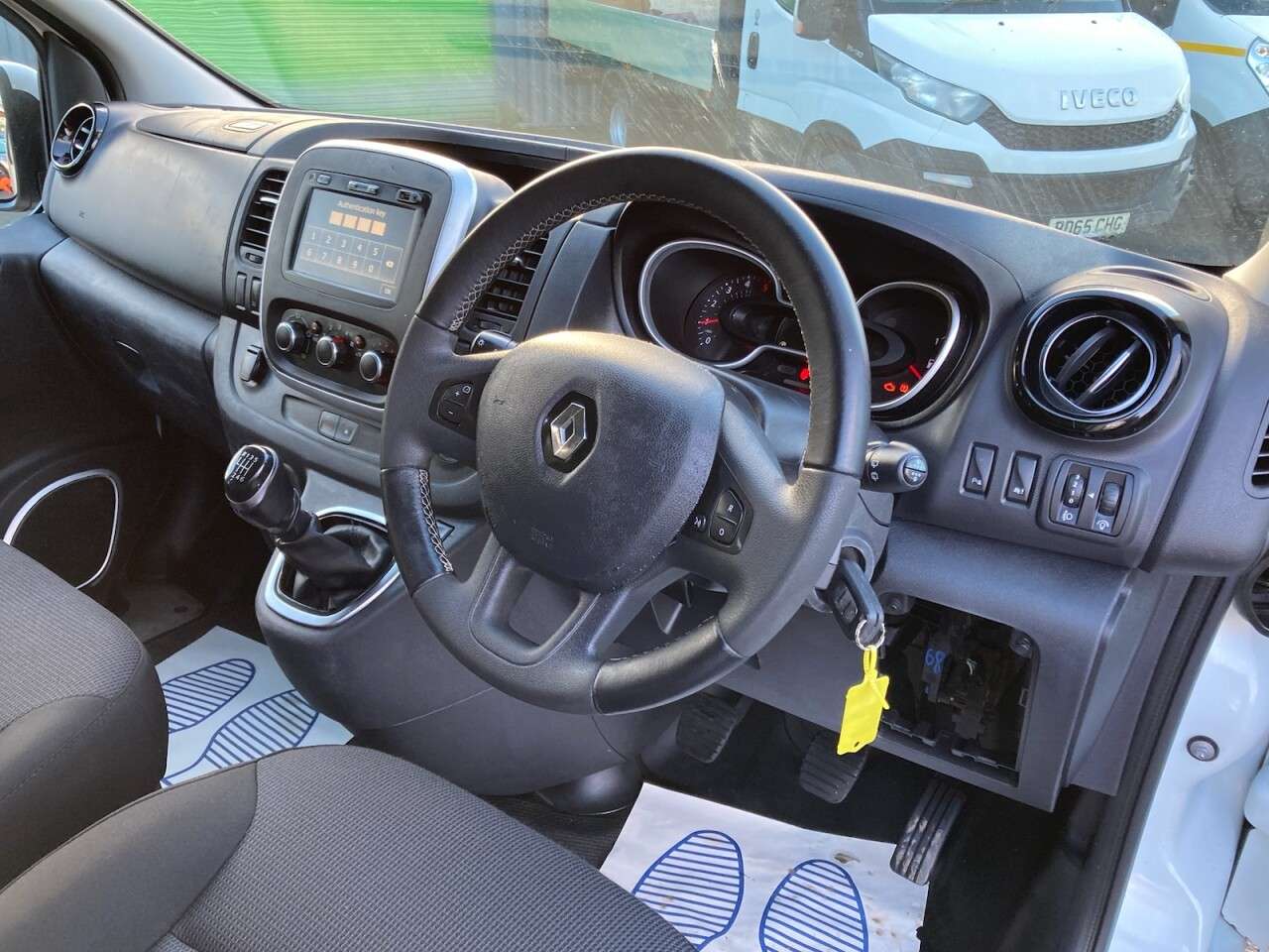 2020 RENAULT TRAFIC 2020 RENAULT TRAFIC