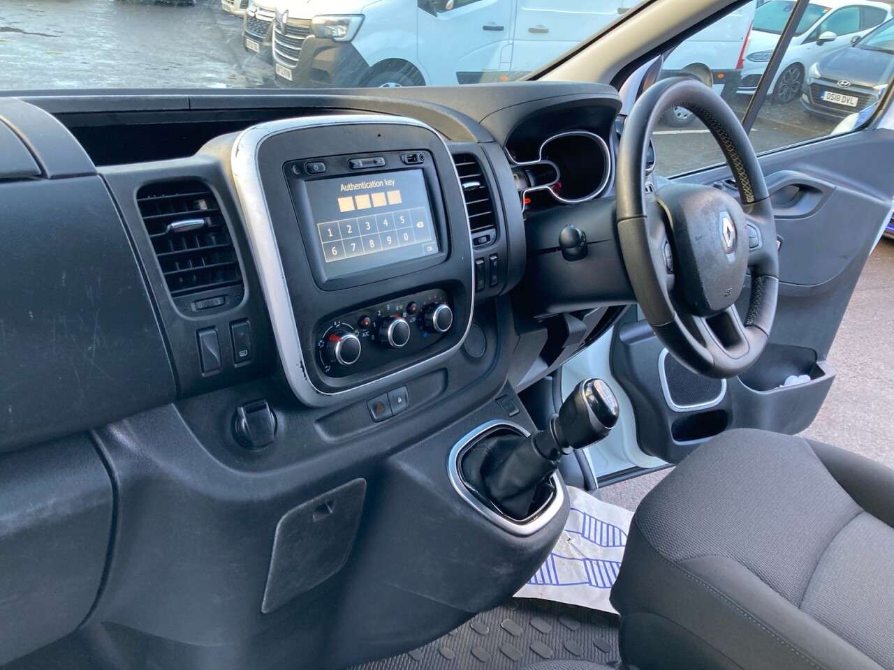 2020 RENAULT TRAFIC 2020 RENAULT TRAFIC